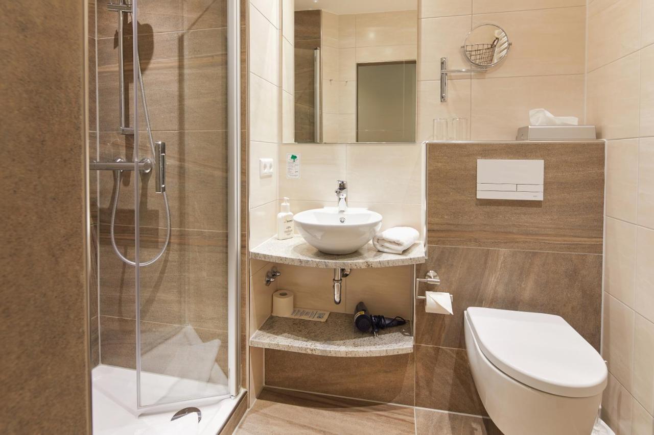 Hotel Sonneck Knüllwald Екстериор снимка