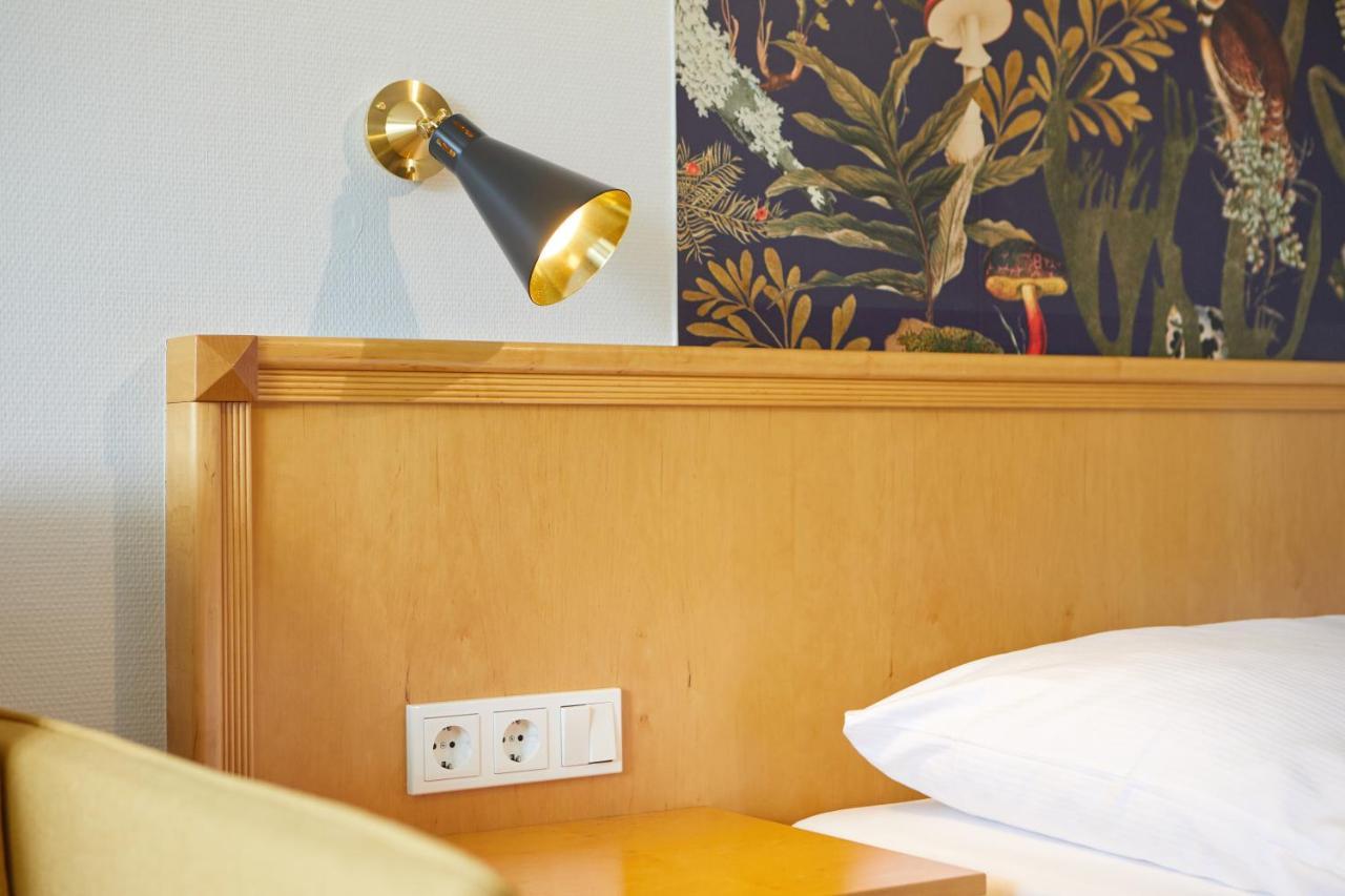 Hotel Sonneck Knüllwald Екстериор снимка