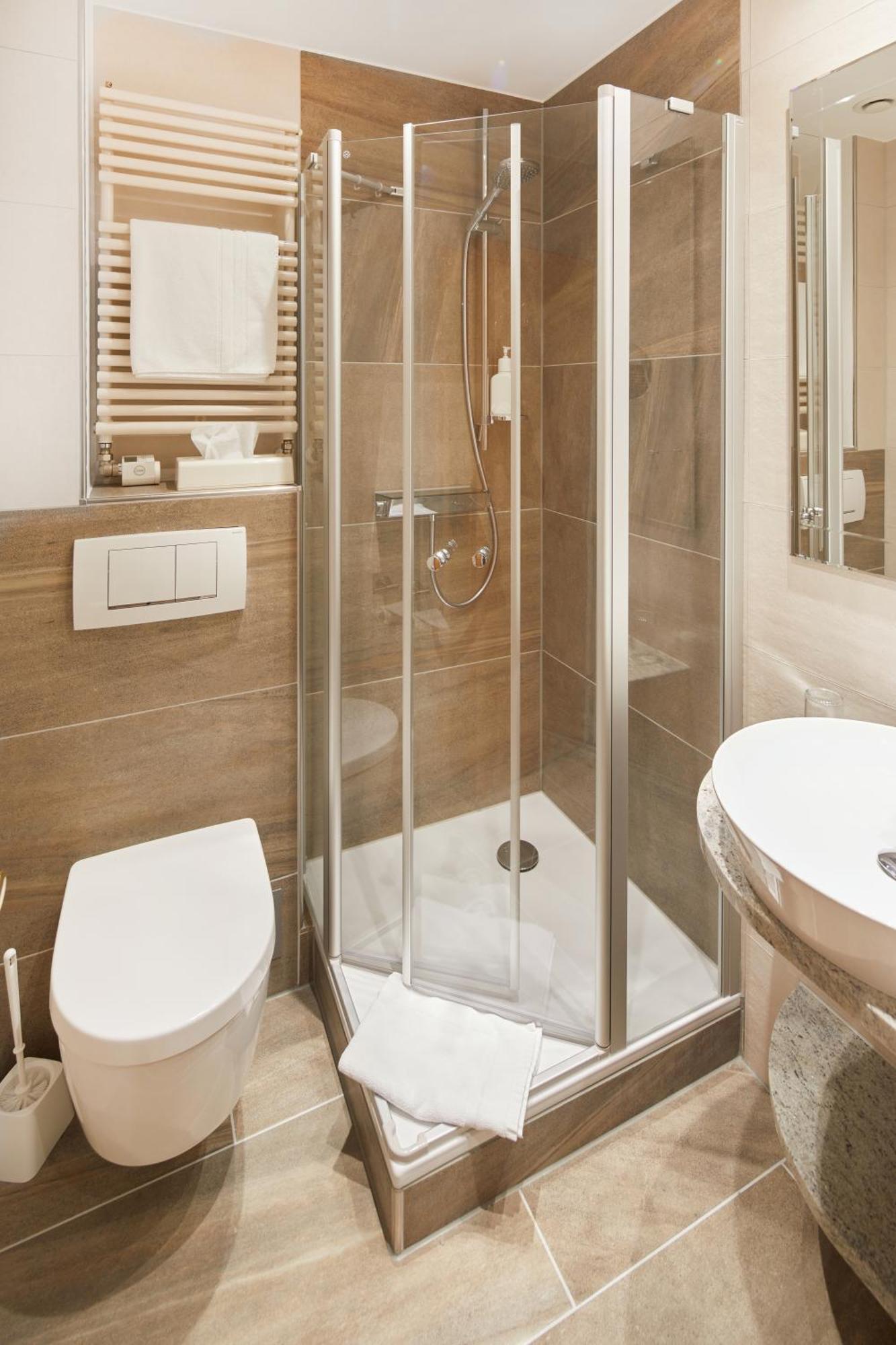 Hotel Sonneck Knüllwald Екстериор снимка