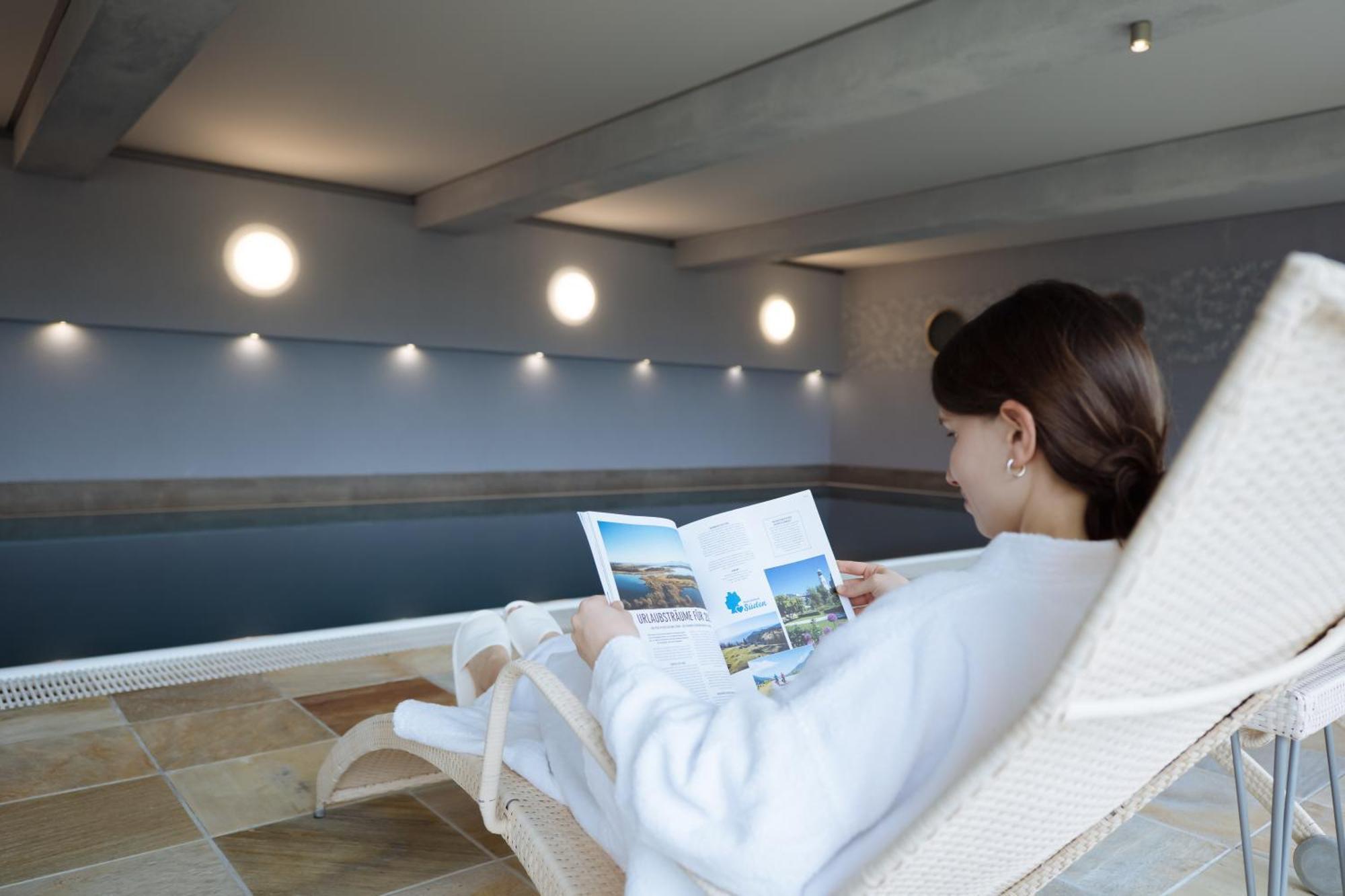 Hotel Sonneck Knüllwald Екстериор снимка